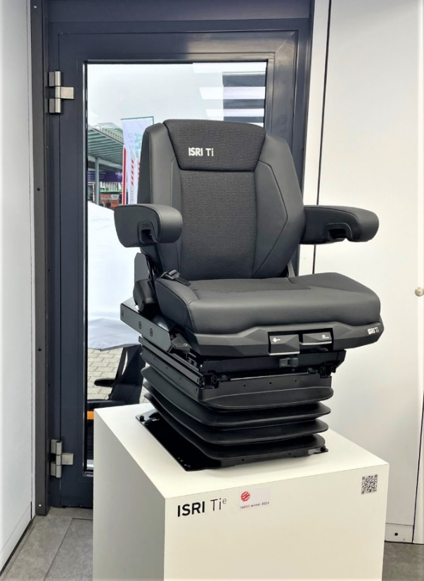 Comfort, sustainability and technology, Isri shines in IAA with future seats